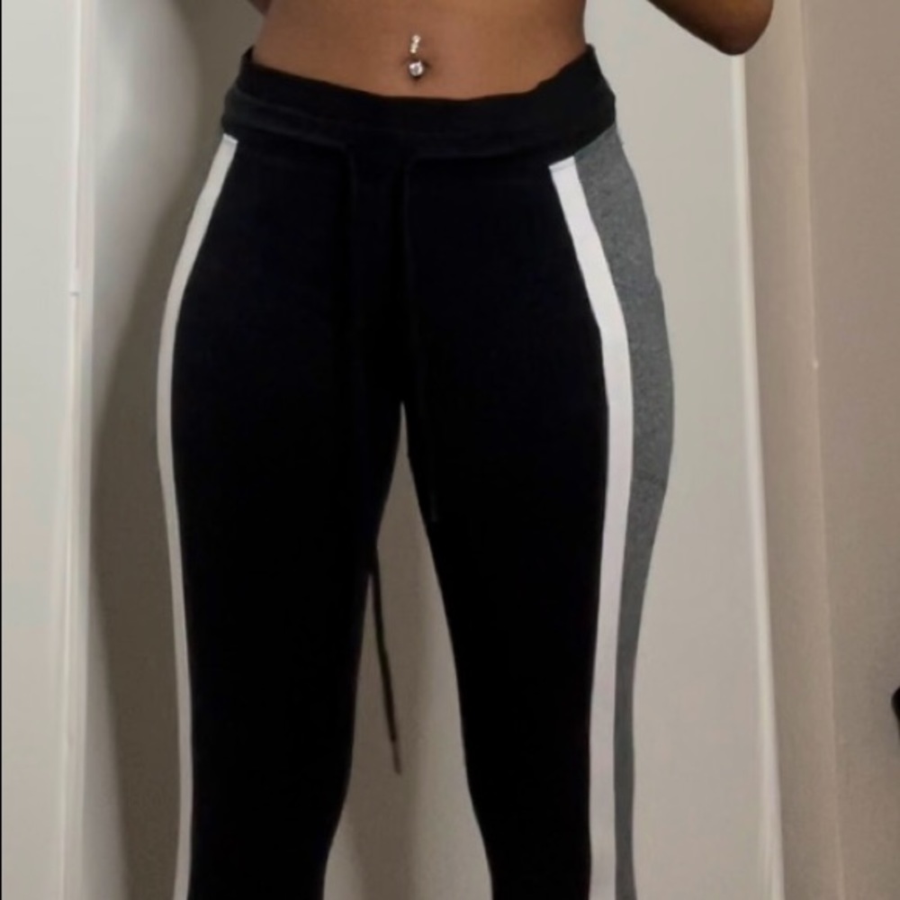 PINK Yoga Leggings